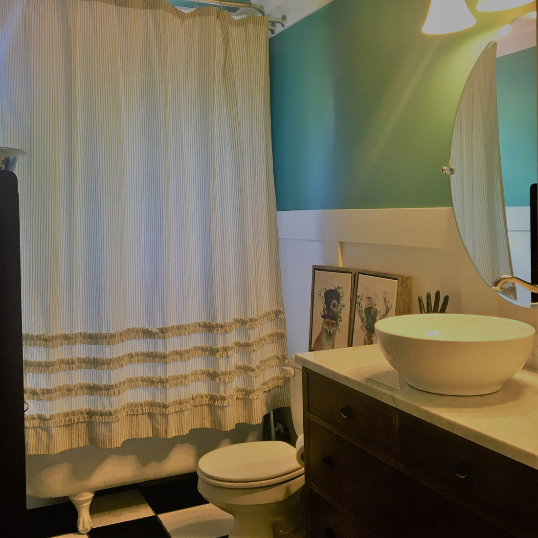 Vintage Clawfoot Tub Shower Curtain Ideas and How To Measure A Clawfoot or Vintage Tub for a Shower Curtain
