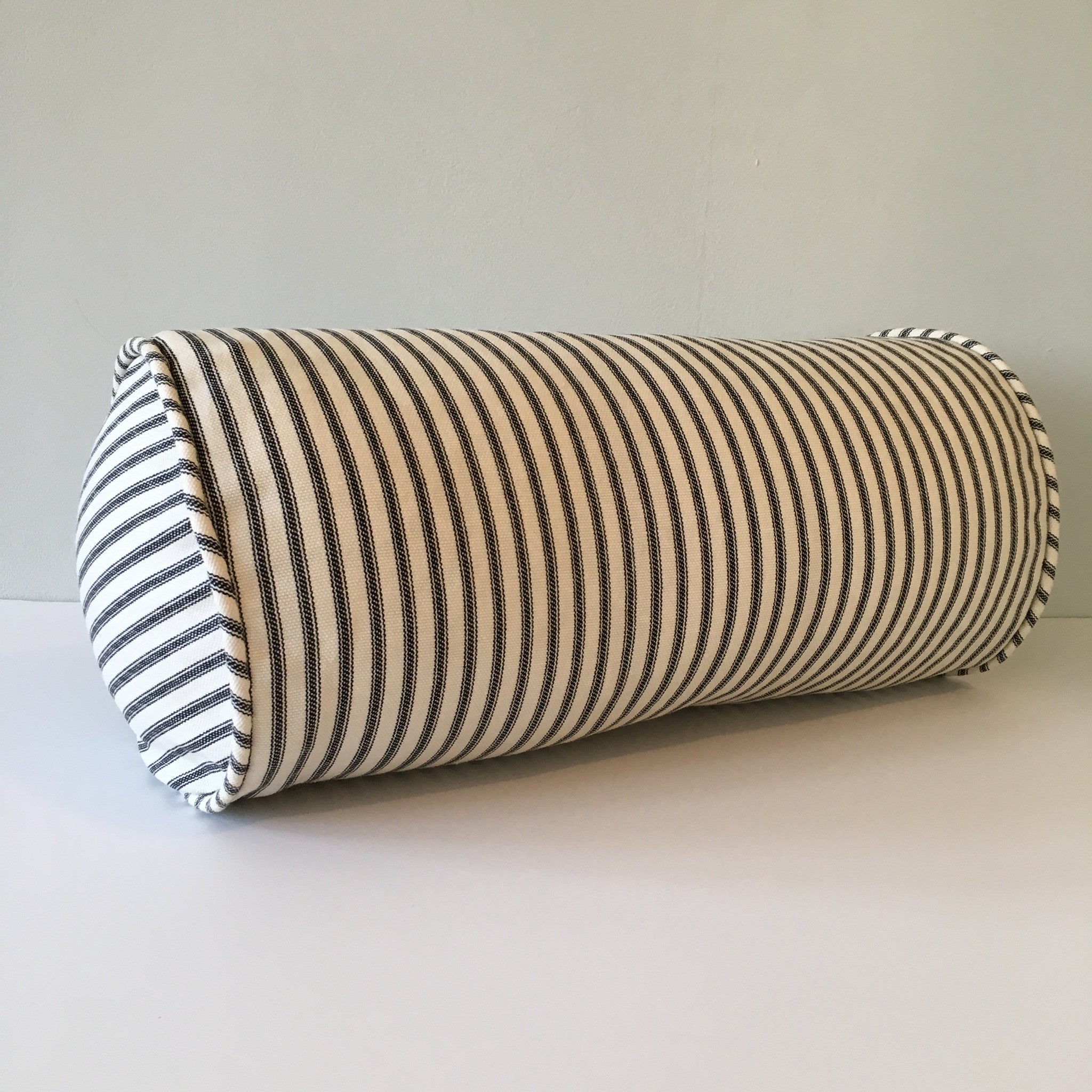 Black bolster hotsell pillow